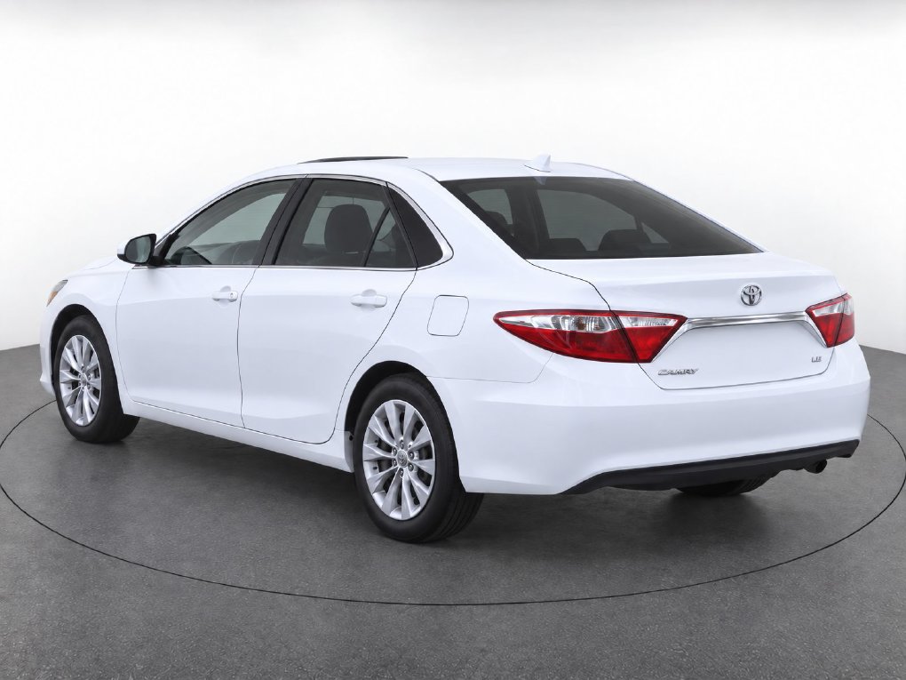 Used 2017 Toyota Camry LE w/ Moonroof Package FWD image 3