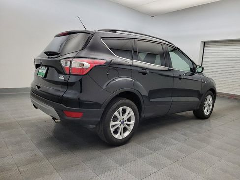 Used 2017 Ford Escape SE w/ SE Leather Comfort Package image 9