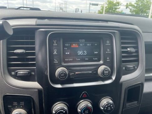 Used 2016 RAM 3500 Tradesman w/ Chrome Appearance Group AWD/4WD image 10