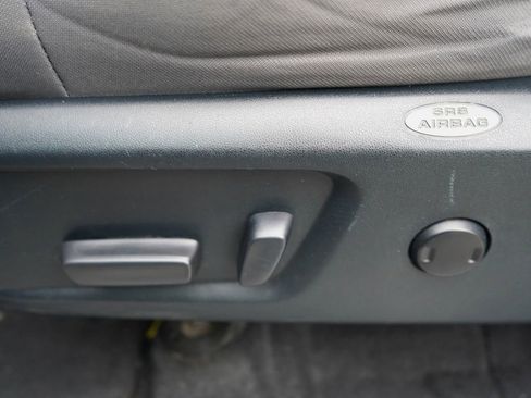 Used 2017 Toyota Tundra SR5 image 14