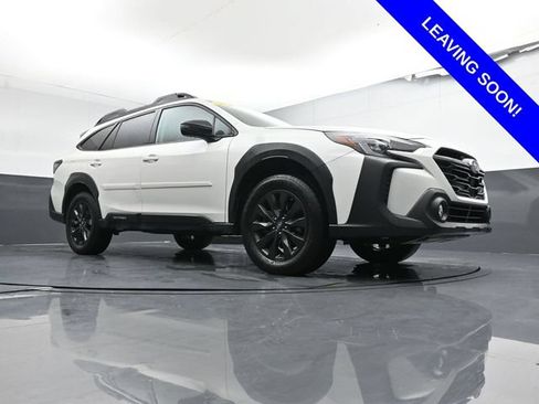Used 2025 Subaru Outback Onyx Edition XT AWD/4WD image 23
