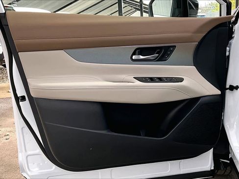 New 2026 Nissan Murano Platinum AWD/4WD image 13