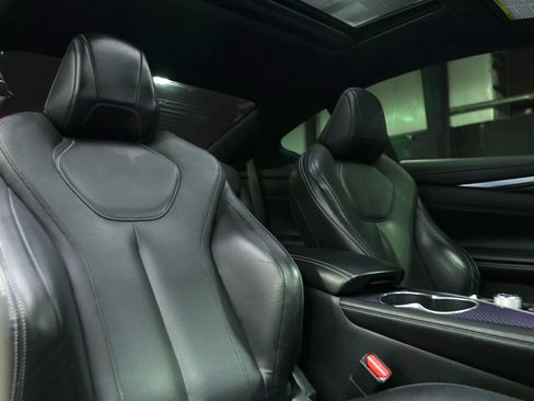 Used 2017 INFINITI Q60 Red Sport 400 image 31