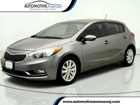 Used 2016 Kia Forte LX w/ LX Popular Plus Package FWD image 1