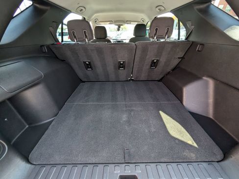 Used 2019 Chevrolet Equinox LS image 19