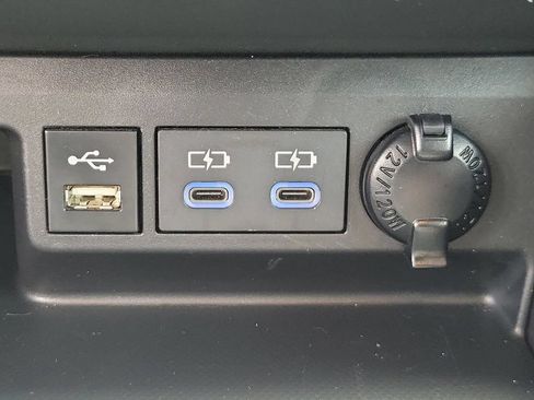 Used 2022 Toyota Highlander Limited FWD image 33