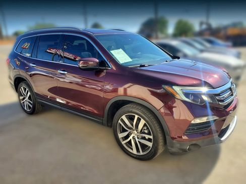 Used 2017 Honda Pilot Elite image 14