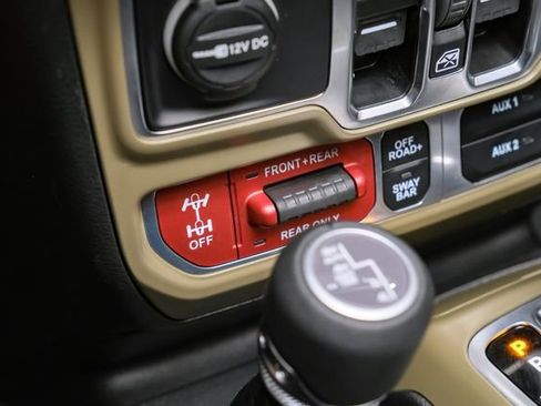 Used 2025 Jeep Wrangler Unlimited Rubicon 392 image 74