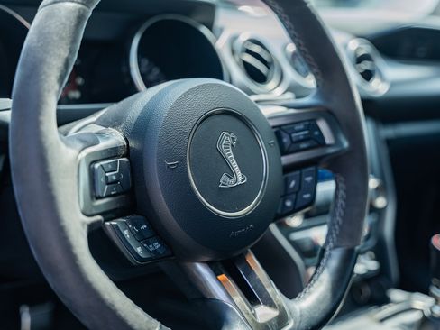 Certified 2020 Ford Mustang Shelby GT350 w/ Technology Package image 23