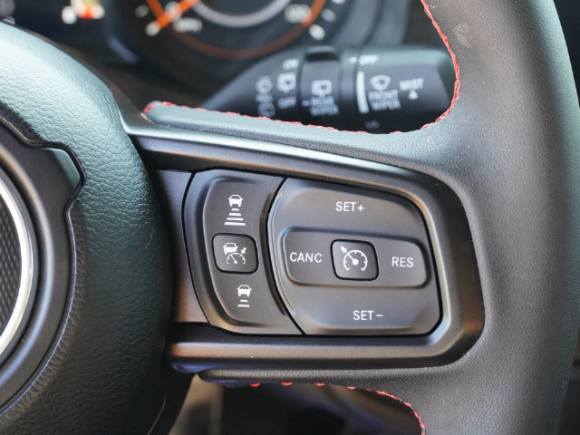 Certified 2024 Jeep Wrangler Unlimited Rubicon w/ Technology Group AWD/4WD image 47