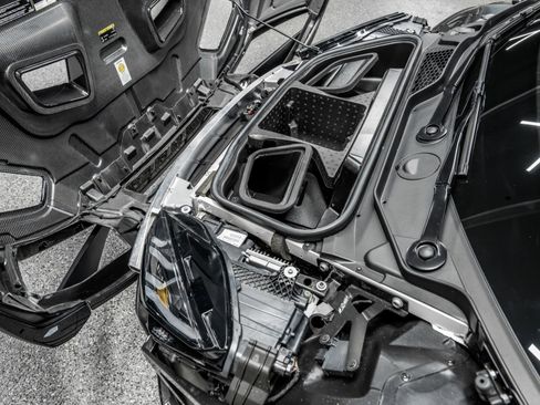 Used 2021 Lamborghini Huracan STO image 20