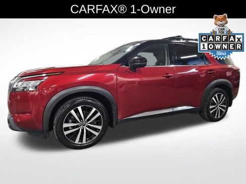 Used 2023 Nissan Pathfinder Platinum w/ Cargo Package AWD/4WD image 2