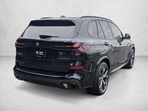 New 2026 BMW X5 xDrive50e w/ M Sport Package AWD/4WD image 2