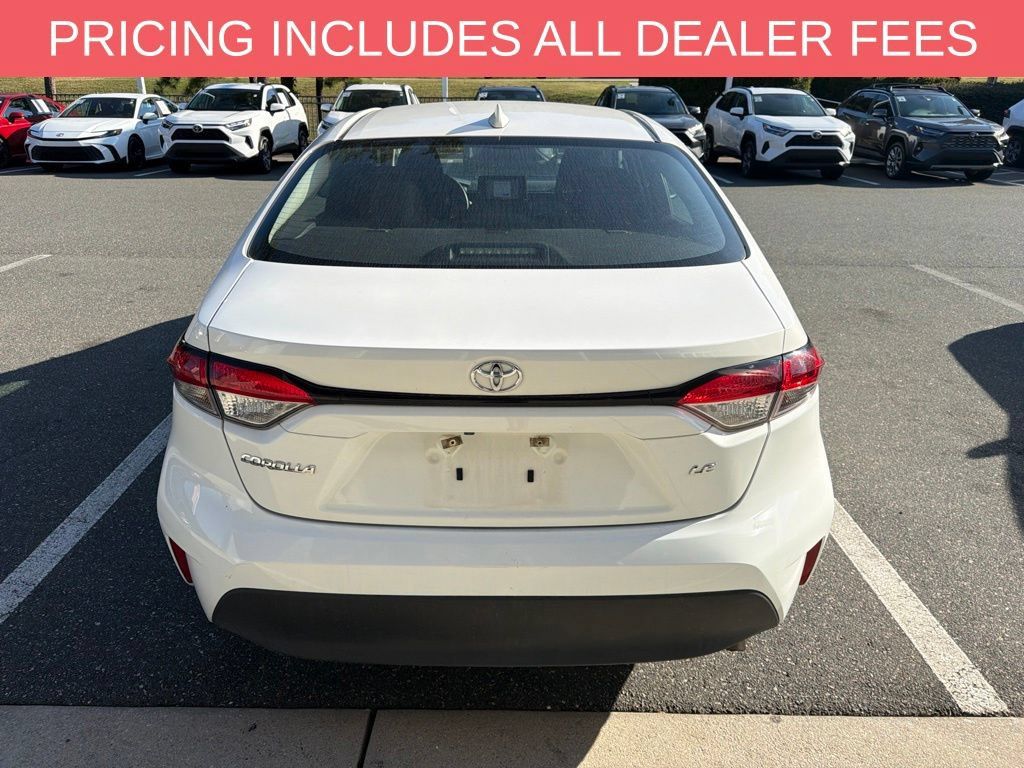 Certified 2024 Toyota Corolla LE FWD image 5