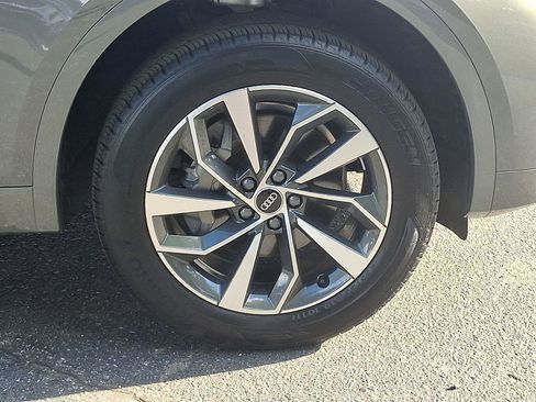 Used 2025 Audi Q5 2.0T Premium image 8