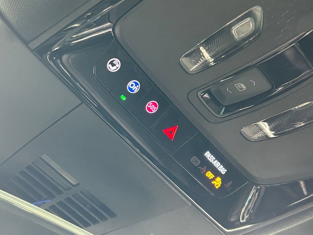 Used 2024 Cadillac Lyriq Tech RWD image 47