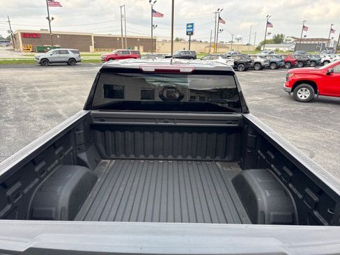 Used 2023 Chevrolet Silverado 1500 Custom w/ LPO, Dark Essentials Package AWD/4WD image 5