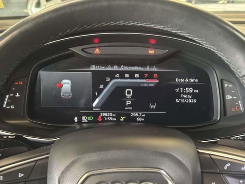 Used 2024 Audi Q7 2.0T Premium AWD/4WD image 30