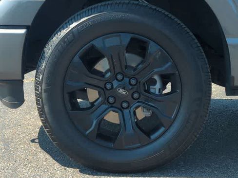 Used 2022 Ford F150 XLT w/ Equipment Group 302A High AWD/4WD image 14