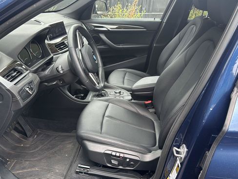 Used 2021 BMW X1 xDrive28i w/ Convenience Package AWD/4WD image 12