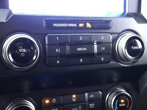 Used 2019 Ford F150 Raptor w/ Equipment Group 802A Luxury image 27