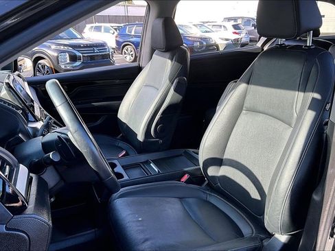 Used 2024 Honda Odyssey Touring image 19