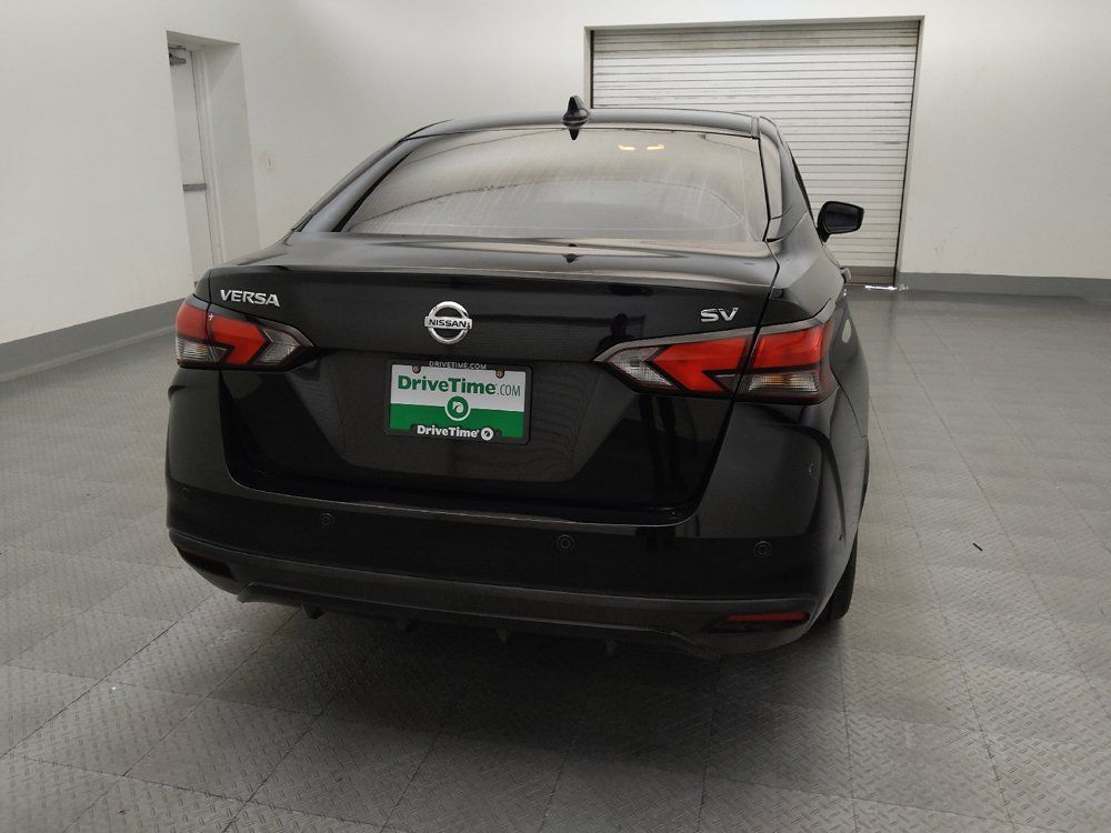 Used 2021 Nissan Versa SV FWD image 7