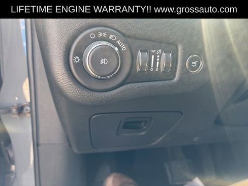 Used 2020 Jeep Cherokee Limited AWD/4WD image 22