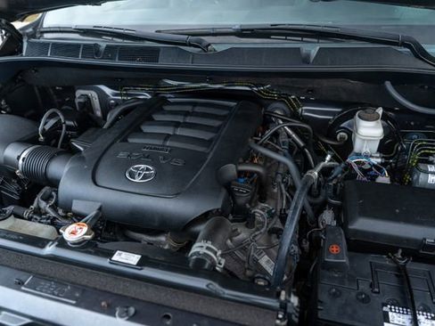 Used 2019 Toyota Tundra Limited image 31