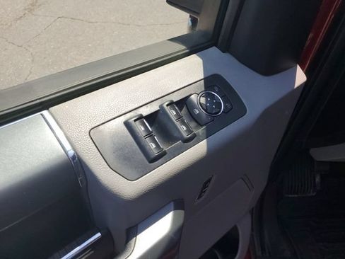 Used 2015 Ford F150 XLT w/ Equipment Group 302A Luxury AWD/4WD image 21