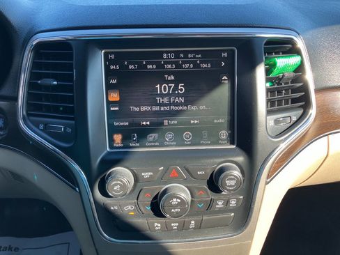 Used 2014 Jeep Grand Cherokee Limited image 19