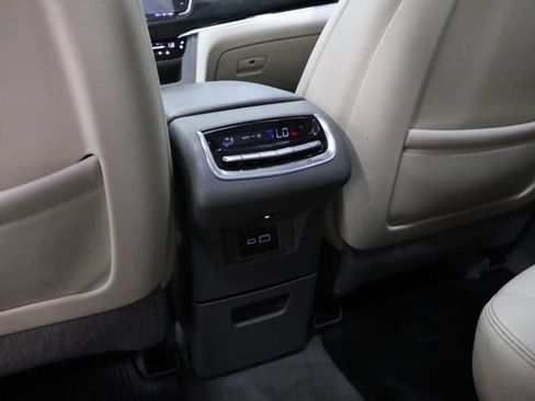 Used 2021 Cadillac XT6 Premium Luxury AWD/4WD image 29