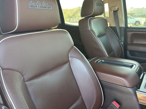 Used 2015 Chevrolet Silverado 2500 High Country w/ Duramax Plus Package AWD/4WD image 87
