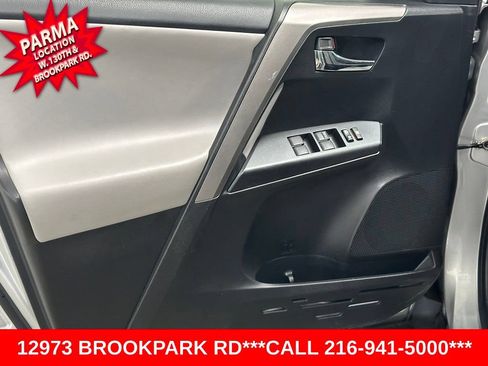 Used 2018 Toyota RAV4 XLE w/ Plus Extra Value Package AWD/4WD image 7