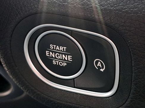 Used 2024 Mercedes-Benz GLE 350 4MATIC image 24