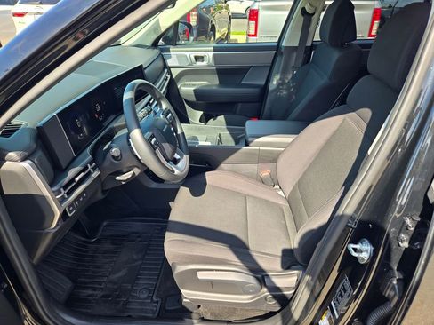 Certified 2024 Hyundai Santa Fe SE FWD image 32