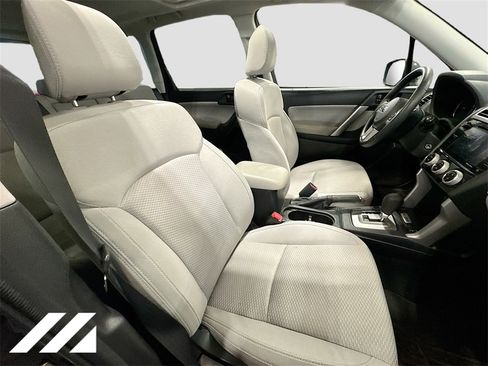 Used 2018 Subaru Forester 2.5i Premium image 28