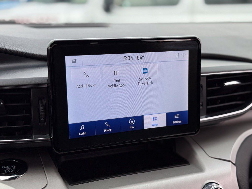 Used 2024 Ford Explorer XLT w/ Equipment Group 202A AWD/4WD image 21