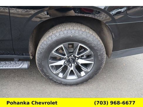 Used 2021 Chevrolet Suburban Z71 image 33