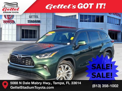 Used 2023 Toyota Highlander Limited image 1