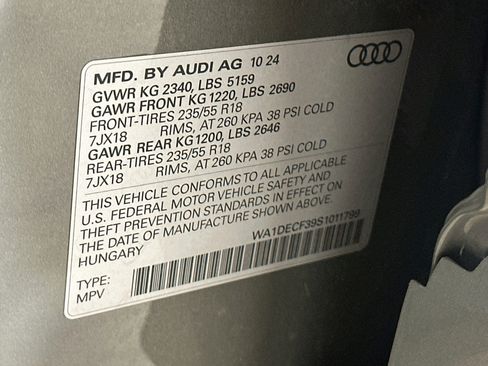 Used 2025 Audi Q3 2.0T Premium AWD/4WD image 12