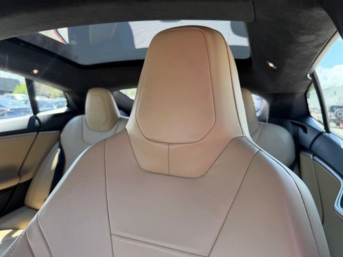 Used 2016 Tesla Model S 90D AWD/4WD image 33