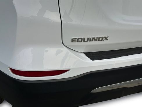 Used 2023 Chevrolet Equinox LT FWD image 19