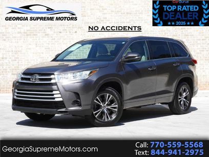 Used 2017 Toyota Highlander LE