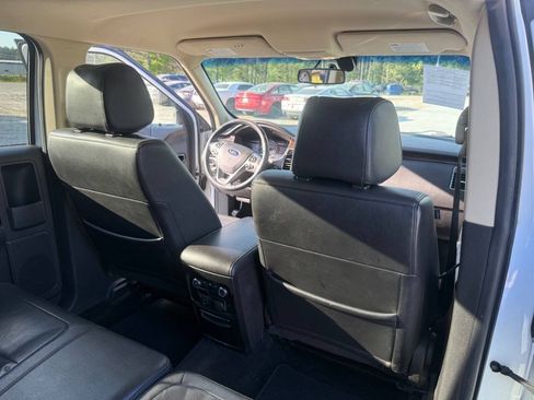 Used 2018 Ford Flex Limited FWD image 24