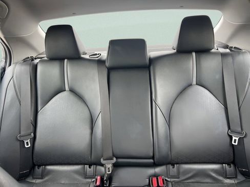 Used 2018 Toyota Camry XSE image 22