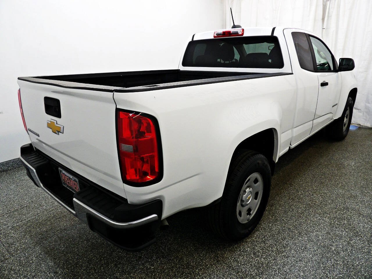 Used 2017 Chevrolet Colorado W/T w/ WT Convenience Package RWD image 6
