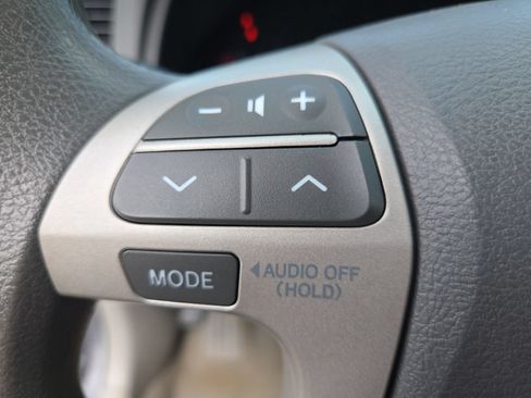 Used 2011 Toyota Camry LE w/ LE Extra-Value Pkg FWD image 25