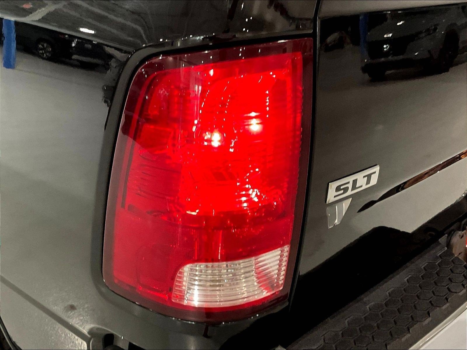 Used 2024 RAM 1500 Classic SLT AWD/4WD image 23