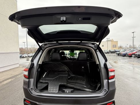 Used 2023 Honda Pilot Elite image 5